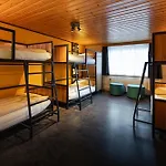 بيت شباب Eiger Easy