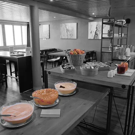 Ostello Eiger Easy *