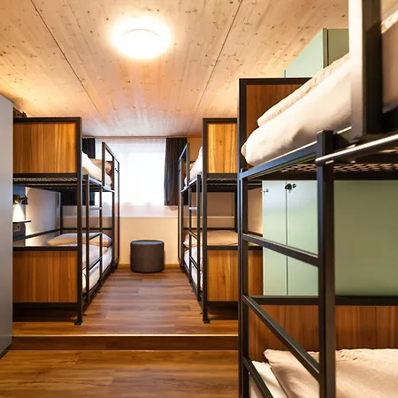 Hostel Eiger Easy *