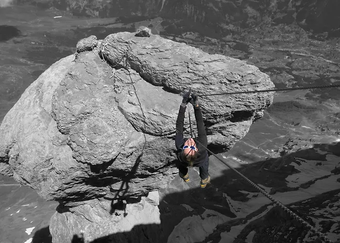 Vandrerhjem Eiger Easy *