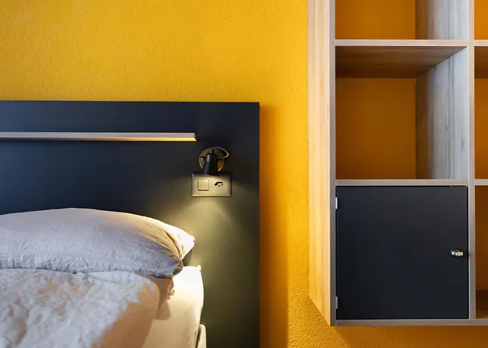 Vandrerhjem Eiger Easy *